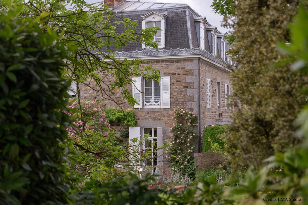 Maison D'Hotes De Charme La Rose De Ducey Pres Du Mont Saint Michel Luaran gambar